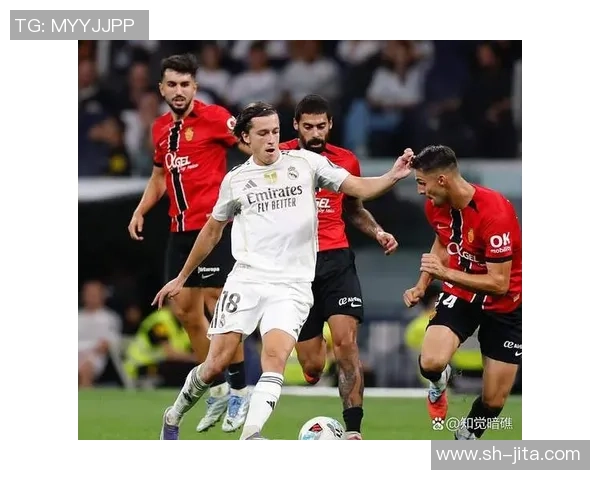 本菲卡狂胜里昂五球大捷足总杯赛场引爆激情瞬间分析