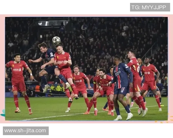 西甲经典对决利物浦逆转曼联绝杀时刻引爆全场精彩回顾 西甲经典对决利物浦逆转曼联绝杀时刻引爆全场精彩回顾