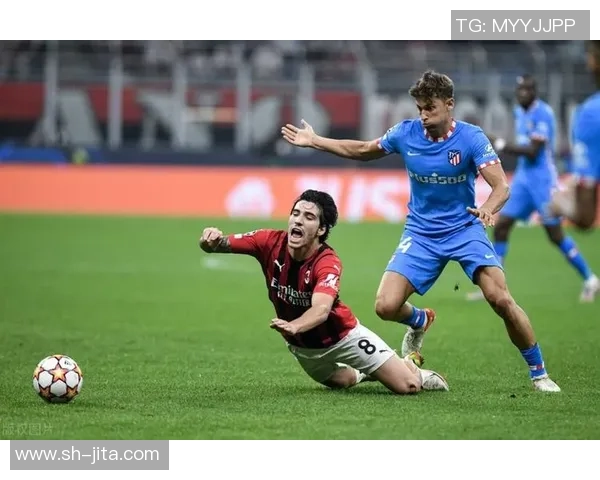 世界杯激战AC米兰绝杀马竞争议判罚引发全场热议