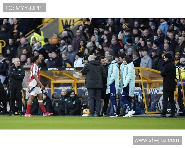 中超激战阿森纳与利物浦战成平局补时进球引发争议判罚引爆全场热情 中超激战阿森纳与利物浦战成平局补时进球引发争议判罚引爆全场热情