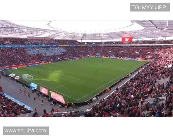 里昂主场大胜那不勒斯四球狂潮绝杀瞬间点燃全场激情