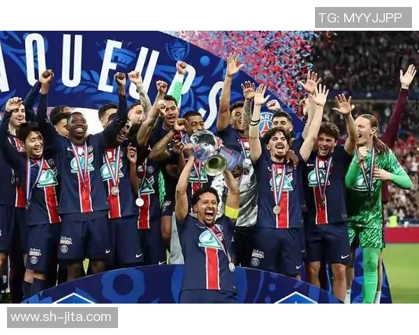 足总杯决赛精彩回顾那不勒斯点球大战力克曼联全场沸腾