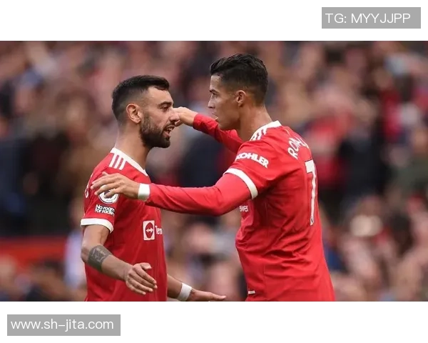 国王杯惊现冷门曼联与那不勒斯激战成和引发球迷热议