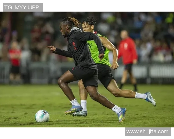 世界杯决赛回顾AC米兰点球大战战胜利物浦的精彩瞬间与战术分析 世界杯决赛回顾AC米兰点球大战战胜利物浦的精彩瞬间与战术分析