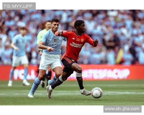 意甲激战曼联险胜曼城点球大战引发全场狂欢与数据解析 意甲激战曼联险胜曼城点球大战引发全场狂欢与数据解析