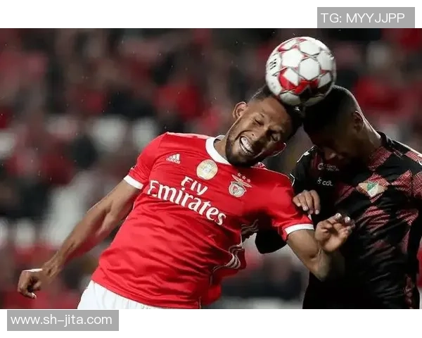 欧冠激战本菲卡险胜阿森纳点球大战引爆全场激情时刻回顾