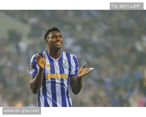 世界杯切尔西与波尔图激战成平局红牌争议引发全场热议